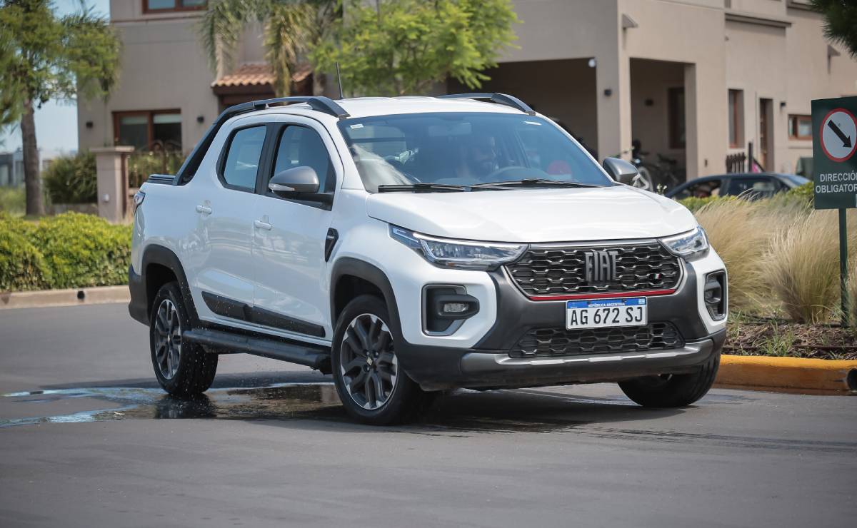 MDP Prueba Fiat Strada Turbo trompa Las Pick Ups Automáticas Más Accesibles del Mercado: ¿Cuáles son tus Mejores Opciones?