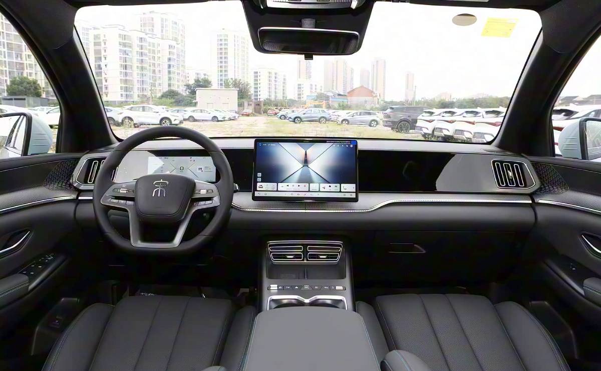 BYD Song Pro DM-i 2026: Un Nuevo Hito en la Movilidad Híbrida MDP SUV BYD Song Pro DM i 2026 interior BYD Song Pro DM-i 2026: Un Nuevo Hito en la Movilidad Híbrida