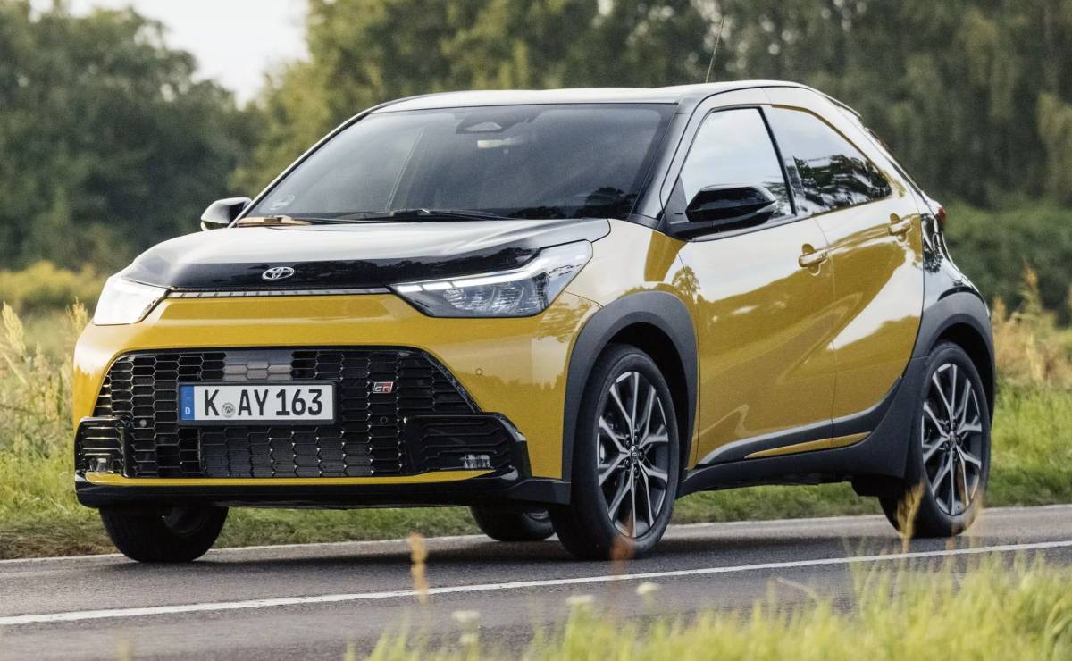 MDP Toyota Aygo X GR Sport frente Toyota Aygo X: El Nuevo Icono Híbrido del Segmento Urbano