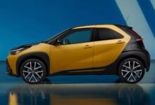 MDP Toyota Aygo X GR Sport perfil Toyota Aygo X: El Nuevo Icono Híbrido del Segmento Urbano