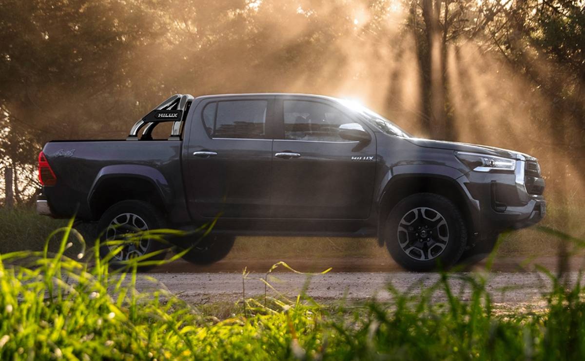 MDP Toyota Hilux precios marzo Toyota Hilux: Continúa Liderando, pero ¿Por Cuánto Tiempo Más?