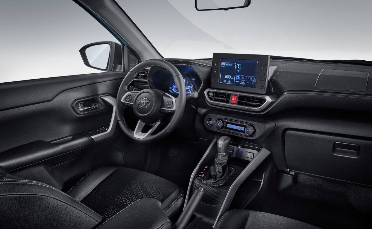 Toyota Raize: ¿El SUV Más Económico Que Revolucionará el Mercado de México? MDP Toyota Raize interior Toyota Raize: ¿El SUV Más Económico Que Revolucionará el Mercado de México?