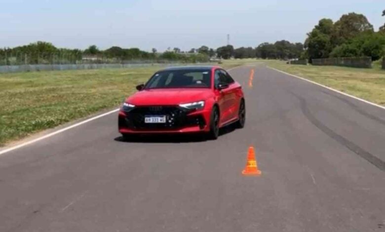 Audi RS3: La Obra Maestra de la Ingeniería Alemana Que Revoluciona el Segmento MDP audi RS3 6 Audi RS3: La Obra Maestra de la Ingeniería Alemana Que Revoluciona el Segmento