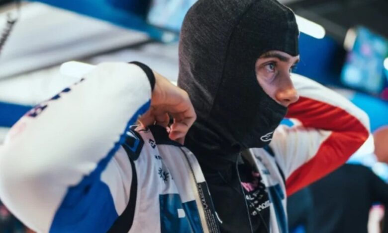 MDP franco colapinto traje especial gp para gp singapur f1 2025 1 Franco Colapinto: El Desafío del Calor en el Gran Premio de Singapur