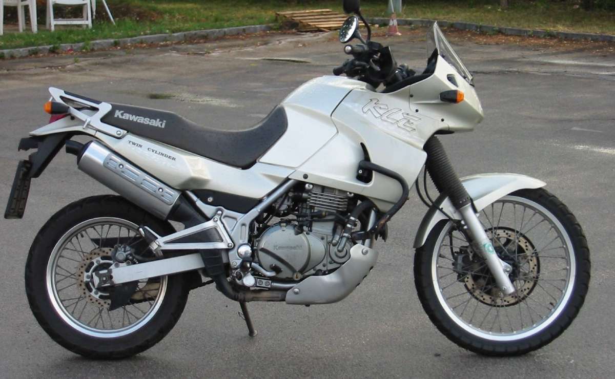 Kawasaki KLE 500: El Regreso de una Leyenda en el Mundo de las Motos Trail MDP kawasaki kle 500 1 Kawasaki KLE 500: El Regreso de una Leyenda en el Mundo de las Motos Trail