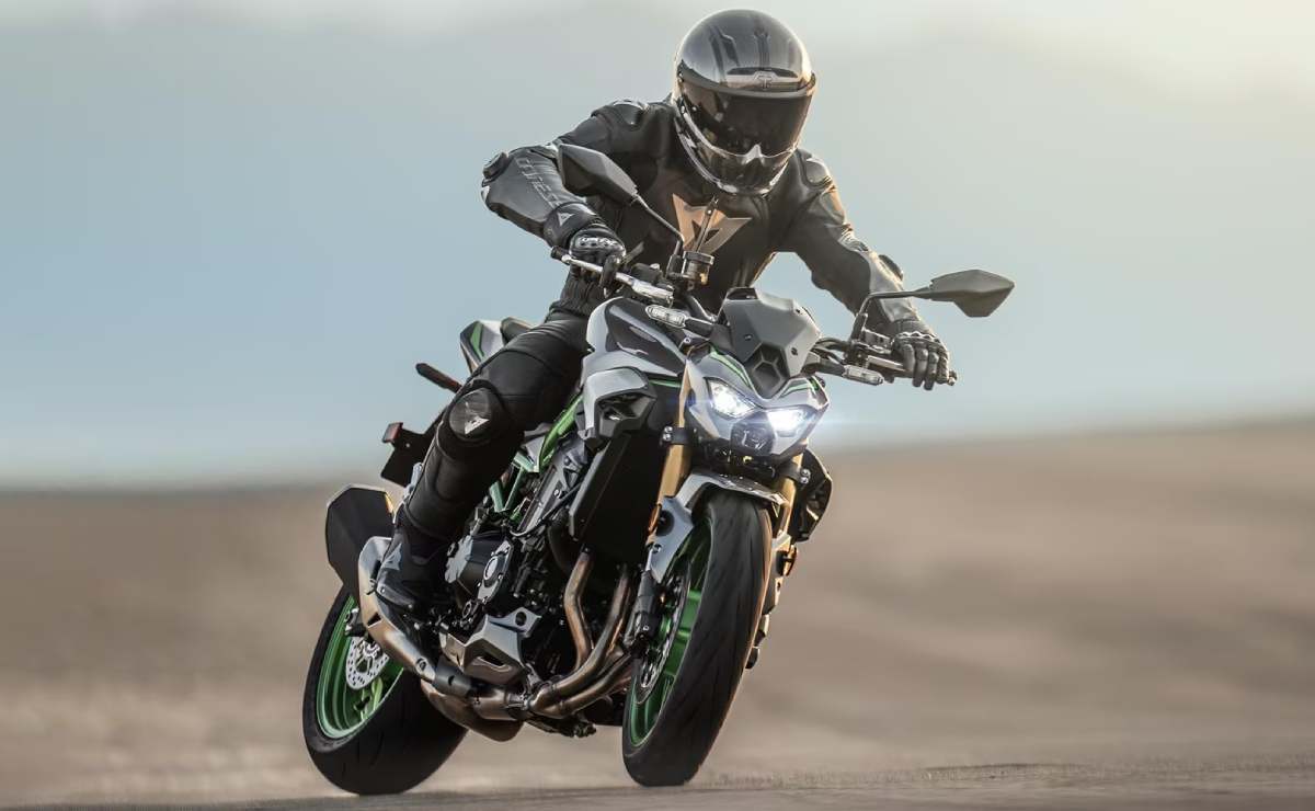 MDP kawasaki z 900 2025 accion La Kawasaki Z900 2025: ¿La Naked Más Esperada del Año?