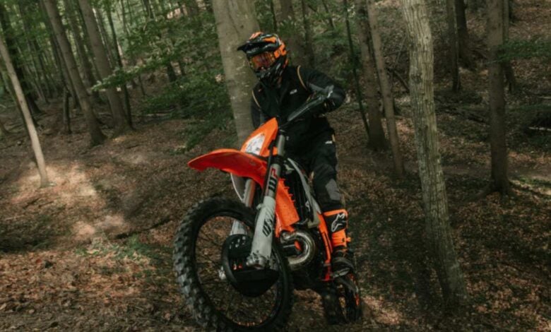 La KTM 300 EXC HardEnduro 2026: El nuevo estandarte del off-road MDP ktm 300 exc hardenduro 2026 La KTM 300 EXC HardEnduro 2026: El nuevo estandarte del off-road