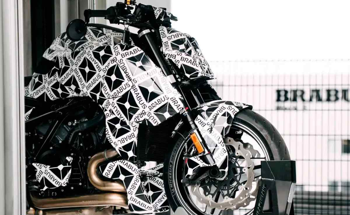 KTM y Brabus lanzan la 1400 R Signature Edition: la naked más potente del mercado MDP ktm brabus 1400 2 KTM y Brabus lanzan la 1400 R Signature Edition: la naked más potente del mercado