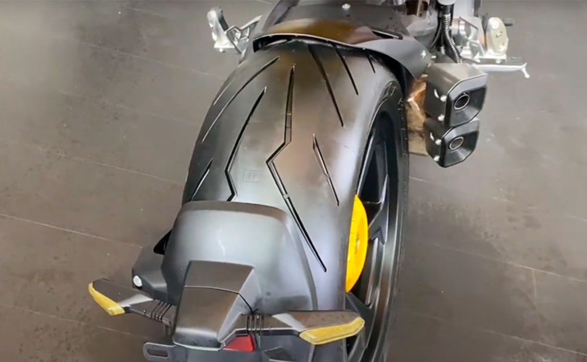 Cyclone RA1000: ¿La nueva competencia china para la Ducati Diavel? MDP moto cyclone ra1000 2 Cyclone RA1000: ¿La nueva competencia china para la Ducati Diavel?