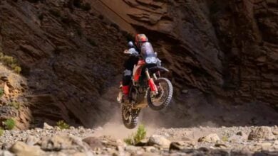 MDP moto trail ducati desertx v2 ¿Podrá la Nueva Ducati DesertX V2 Superar a la Honda Africa Twin en el Terreno Trail?
