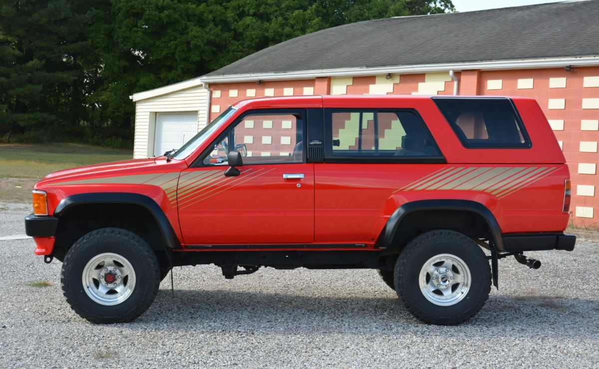 MDP toyota 4runner 1989 1 Toyota 4Runner: La leyenda que sigue conquistando con su primera generación