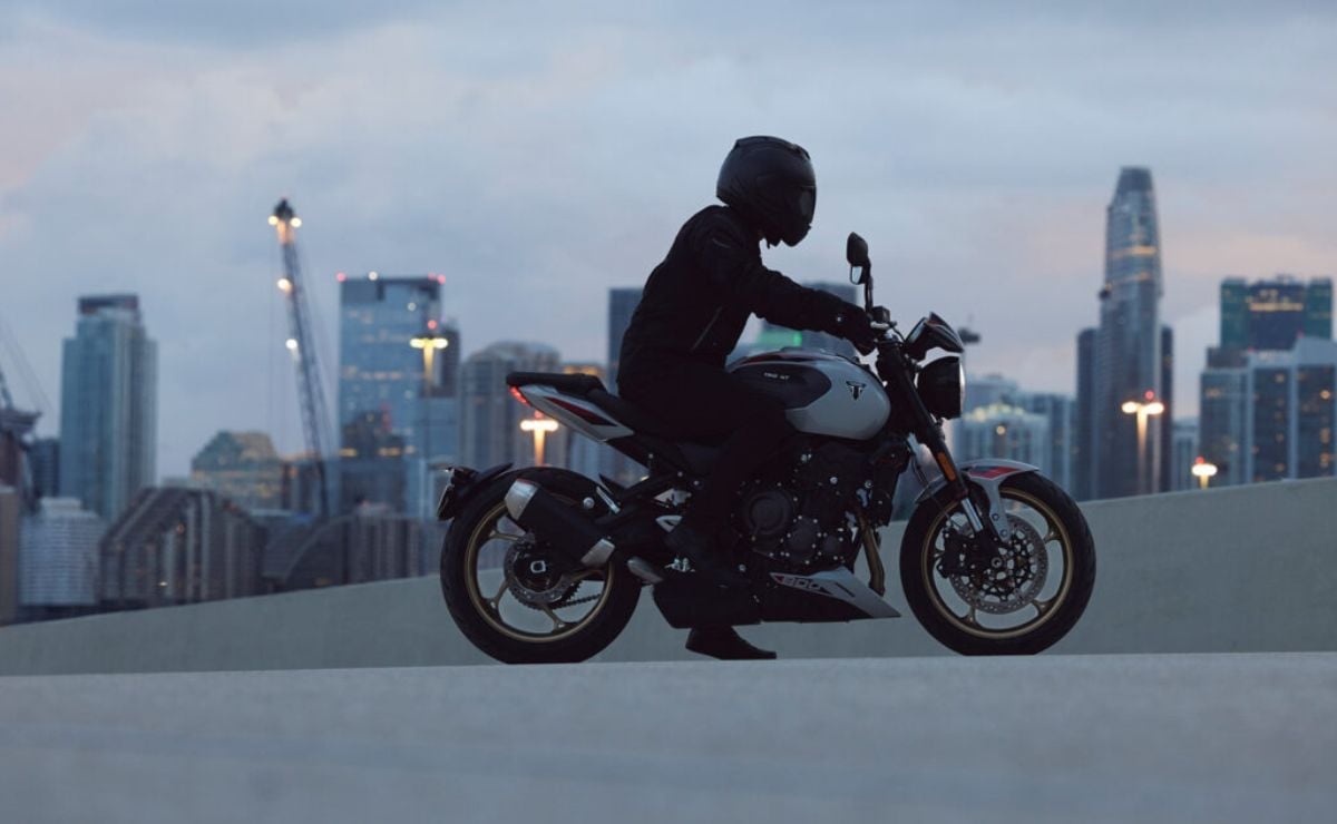 Triumph Trident 800: ¿La Naked Neo Retro que Necesitas en tu Garaje? MDP triumph trident 800 4 Triumph Trident 800: ¿La Naked Neo Retro que Necesitas en tu Garaje?