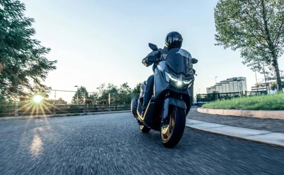 MDP yamaha nmax 155 tech Yamaha NMAX 155 Tech MAX: El Scooter Urbano Que Revoluciona el Asfalto