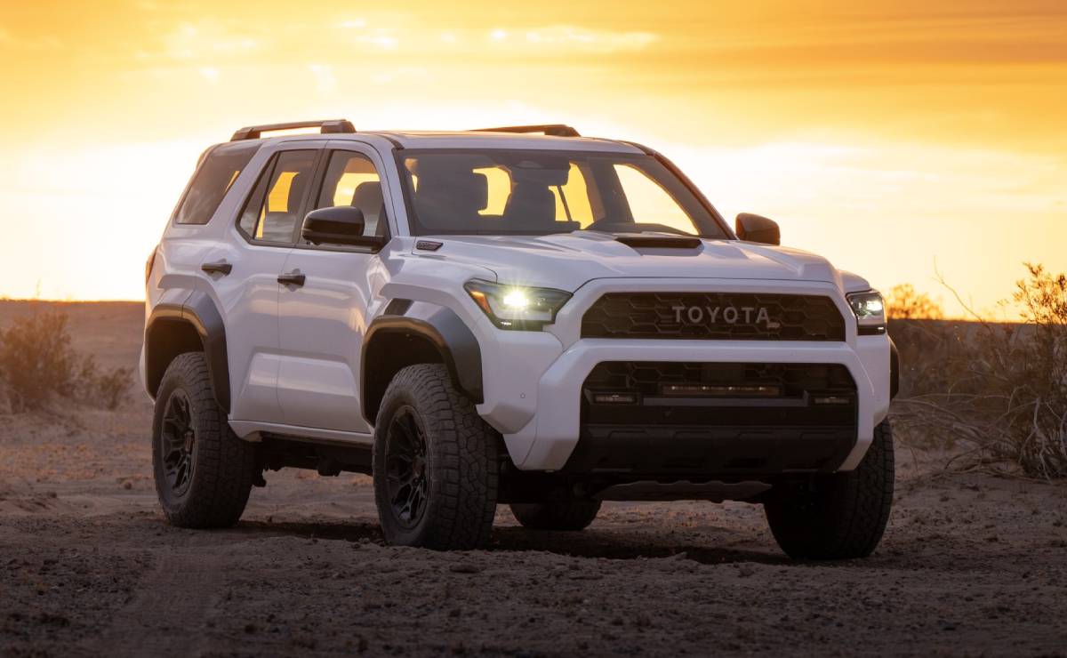 Toyota 4Runner 2026: La Aventura Continua con su Sexta Generación MDP Toyota 4Runner Trailhunter 2026 frente Toyota 4Runner 2026: La Aventura Continua con su Sexta Generación