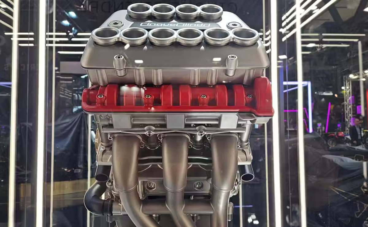 MDP motor v5 mvagusta motos 1 1 MV Agusta redefine los límites: Presentan el innovador motor «Cinque Cilindre» en el EICMA 2025