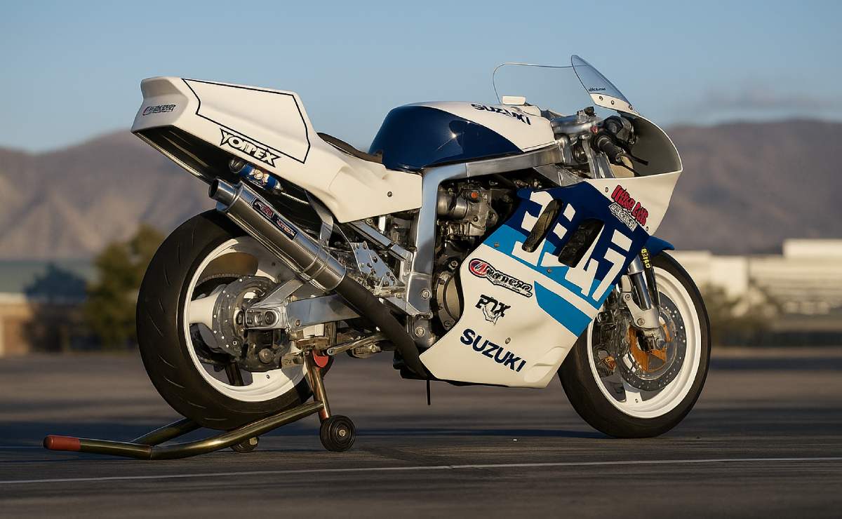 Suzuki GSX-R750: La transformación de un ícono de los '90 en una superbike de resistencia MDP suzuki gsx r750m 2 Suzuki GSX-R750: La transformación de un ícono de los '90 en una superbike de resistencia
