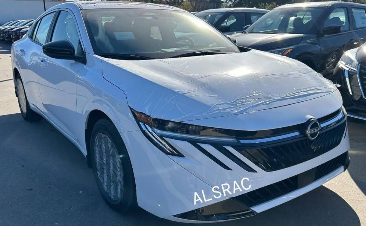 MDP Nuevo Nissan Sentra frente 1 El Esperado Nissan Sentra 2026: Listo para Conquistar el Mercado Mexicano