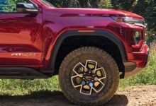 MDP Pick up GMC Canyon AT4X 2026 perfil GMC Canyon AT4X: ¿El Rival que la Ford Ranger Raptor No Esperaba?