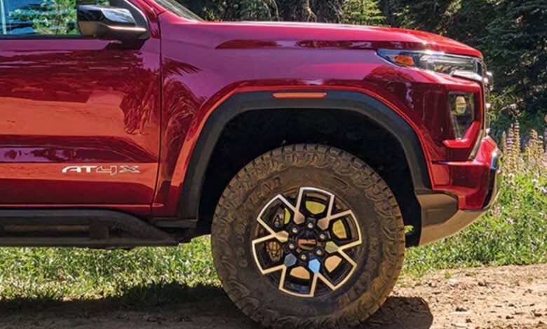 GMC Canyon AT4X: ¿El Rival que la Ford Ranger Raptor No Esperaba? MDP Pick up GMC Canyon AT4X 2026 perfil GMC Canyon AT4X: ¿El Rival que la Ford Ranger Raptor No Esperaba?