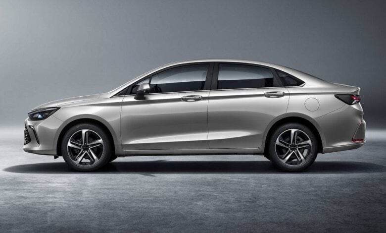 ¿Puede el BAIC U5 Plus destronar al Toyota Corolla en la categoría C? MDP Sedan Baic U5 Plus perfil 1 ¿Puede el BAIC U5 Plus destronar al Toyota Corolla en la categoría C?