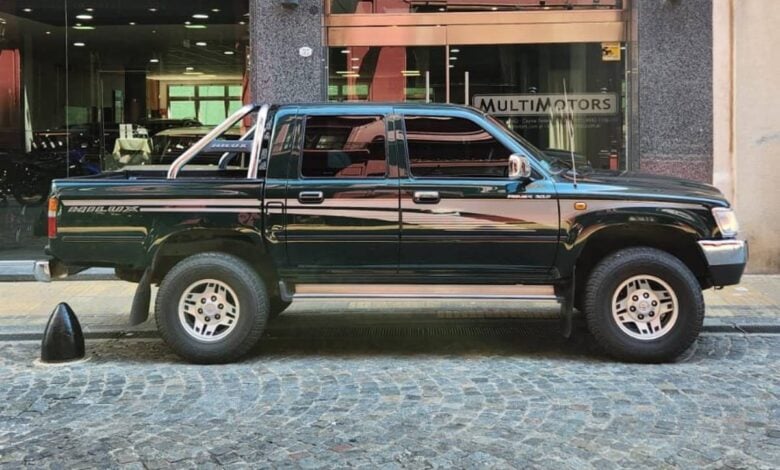 MDP Toyota Hilux 2001 perfil 1 4 ¿Por qué una Toyota Hilux 2001 Casi Cuesta lo Mismo que un Modelo Cero Kilómetro?