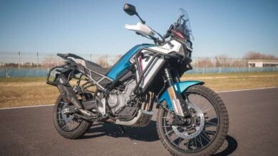 ¿Por Qué La CFMoto 450MT Es La Compra Más Novedosa En Europa Este Año? MDP cfmoto 450mt guia de compras lateral ¿Por Qué La CFMoto 450MT Es La Compra Más Novedosa En Europa Este Año?