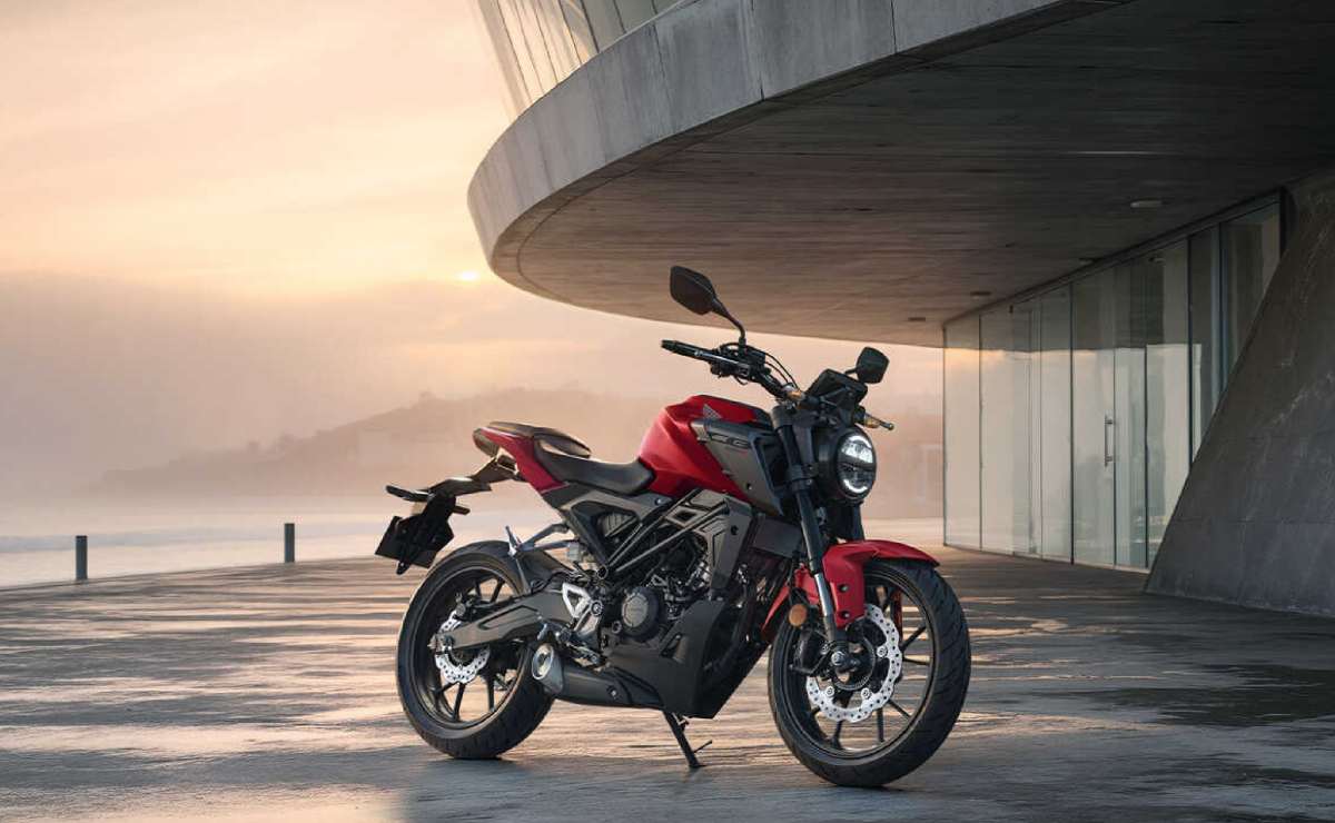 La Revolución de las Motocicletas 2026: Yamaha, Honda y el Regreso de una Clásica MDP honda cb125r 2026 3 La Revolución de las Motocicletas 2026: Yamaha, Honda y el Regreso de una Clásica