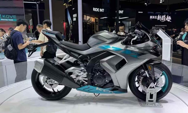 Kove 650RR: La nueva estrella tetracilíndrica que revolucionará el mercado de las supersport MDP kove 650rr presentacion Kove 650RR: La nueva estrella tetracilíndrica que revolucionará el mercado de las supersport