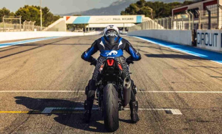 El Regreso Triunfal de la Suzuki GSX-R 1000: ¿Un Hito en el Mercado por su Precio Competitivo? MDP suzuki gsx r1000 precio El Regreso Triunfal de la Suzuki GSX-R 1000: ¿Un Hito en el Mercado por su Precio Competitivo?