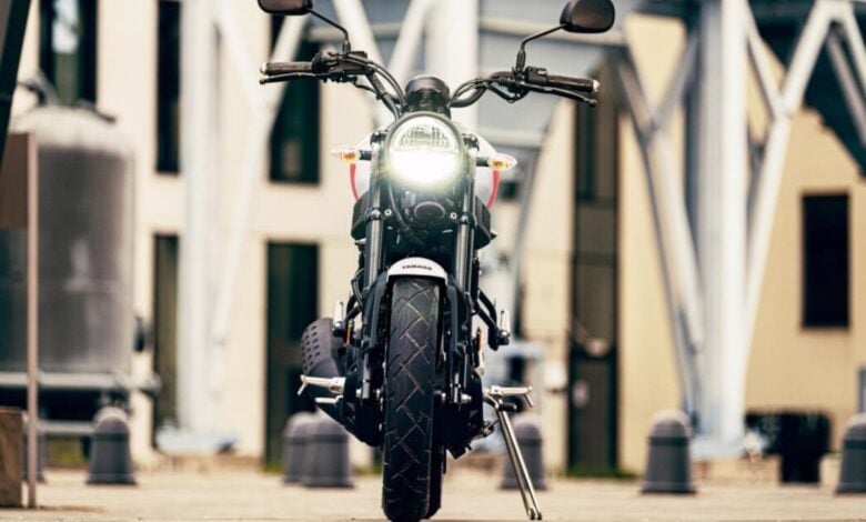 ¿Por qué la Yamaha XSR 125 se ha convertido en la Moto del Año en Japón 2025? MDP yamaha xsr 125 2 ¿Por qué la Yamaha XSR 125 se ha convertido en la Moto del Año en Japón 2025?