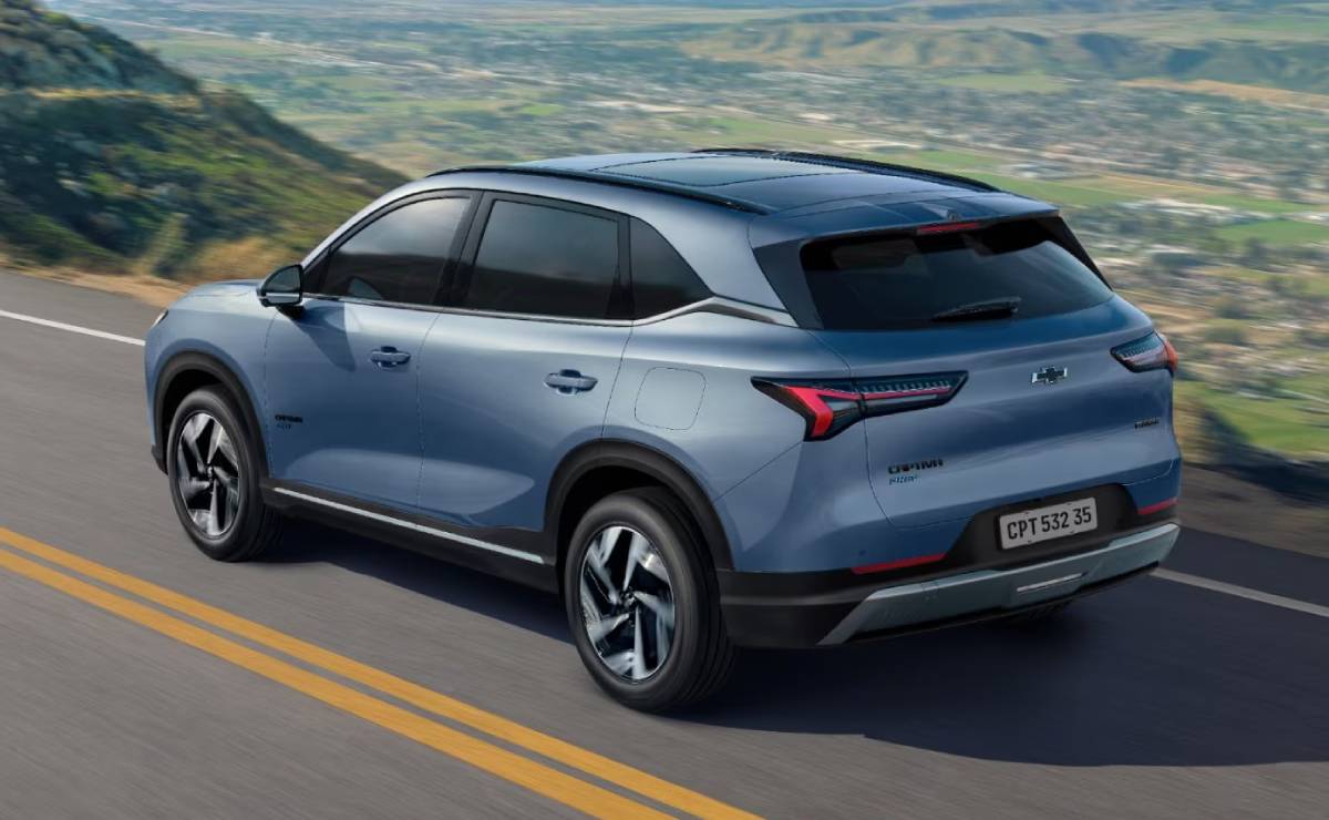 Chevrolet Captiva PHEV: El SUV Mediano Que Revoluciona el Mercado Argentino MDP Chevrolet Captiva PHEV trasera 1 Chevrolet Captiva PHEV: El SUV Mediano Que Revoluciona el Mercado Argentino