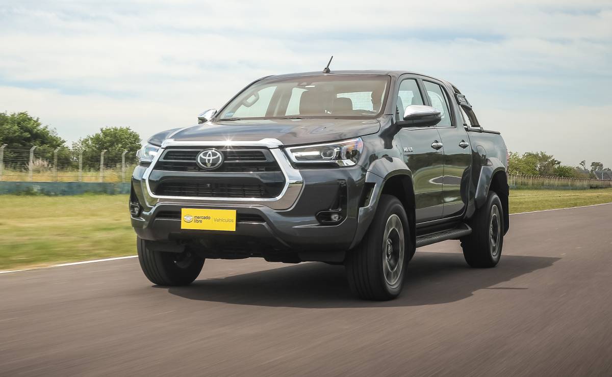 MDP Guia de compra Toyota Hilux accion ¿Es la Toyota Hilux SRX 2024 la mejor opción en pick ups medianas?