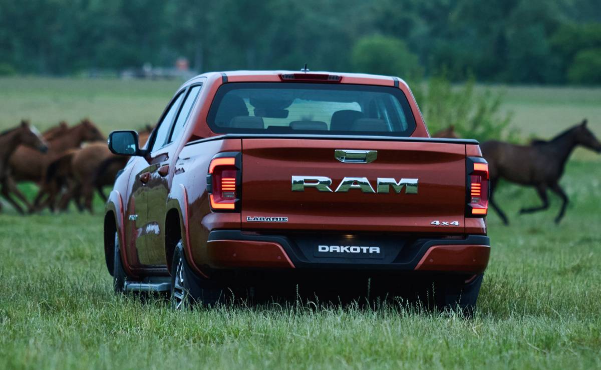 RAM Dakota: ¿La pick-up más esperada del año llega con tasa 0%? MDP RAM Dakota Laramie trasera RAM Dakota: ¿La pick-up más esperada del año llega con tasa 0%?