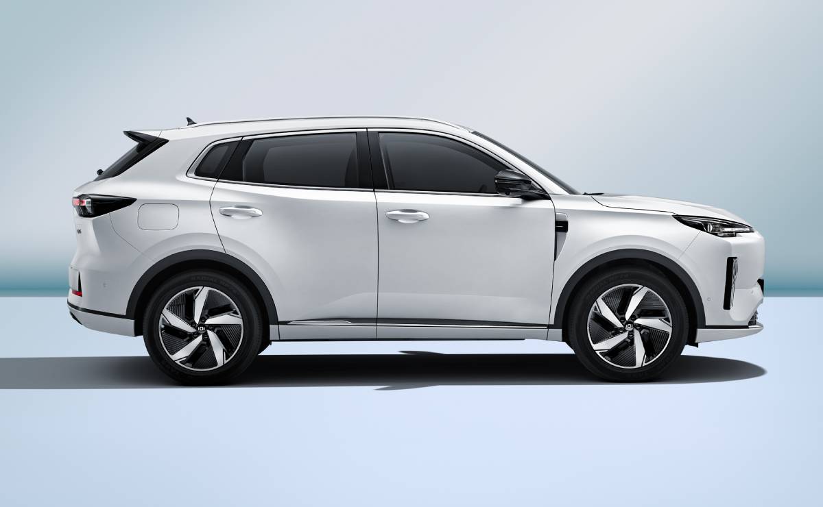 Changan CS55 Plus: La Novedosa Apuesta Eléctrica que Revoluciona el Mercado Argentino MDP SUV Changan CS55 Plus lanzamiento perfil Changan CS55 Plus: La Novedosa Apuesta Eléctrica que Revoluciona el Mercado Argentino