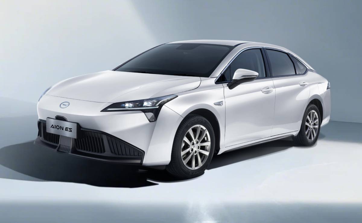 GAC Aion ES: El sedán eléctrico que revoluciona el mercado argentino MDP Sedan GAC Aion ES frente GAC Aion ES: El sedán eléctrico que revoluciona el mercado argentino