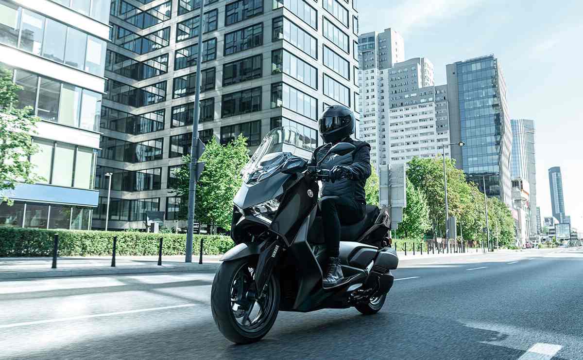 Yamaha XMax 300 Connected: La Competencia en el Segmento Urbano se Intensifica MDP Yamaha XMAX300 1 Yamaha XMax 300 Connected: La Competencia en el Segmento Urbano se Intensifica