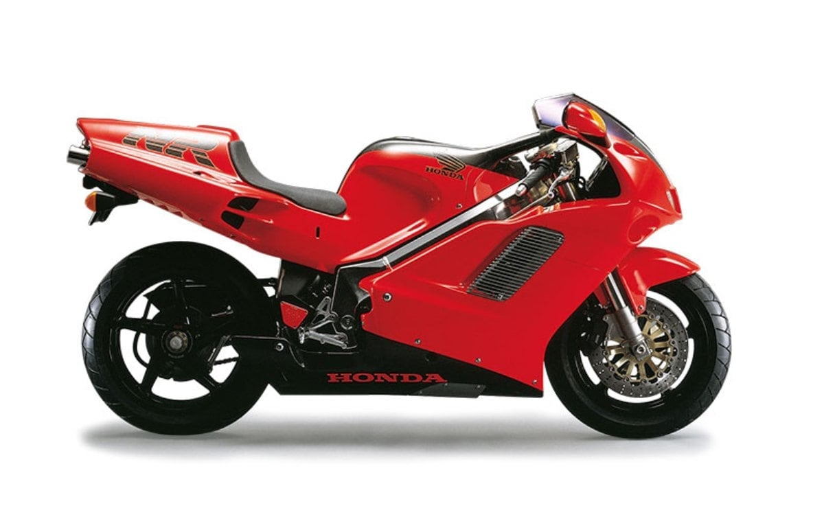 Honda NR 750: La Moto que Revolucionó la Ingeniería de Calle MDP honda nr 750 Honda NR 750: La Moto que Revolucionó la Ingeniería de Calle