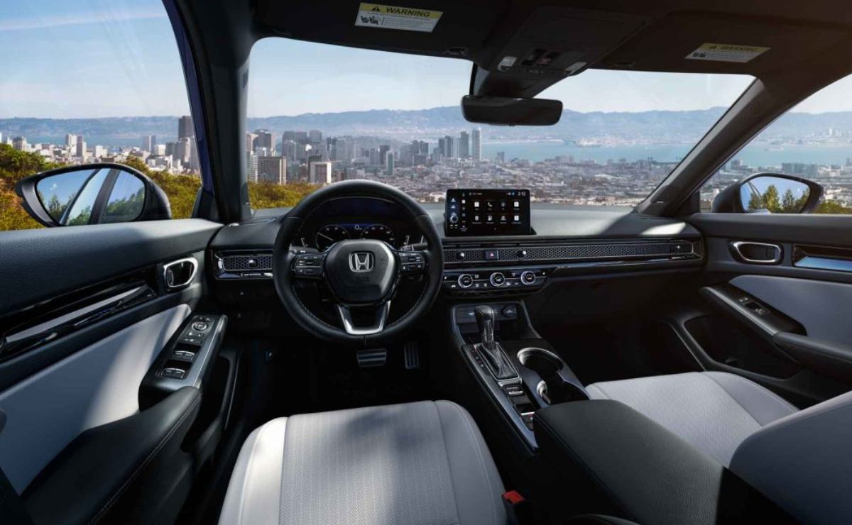 MDP sedan honda ciivic 4 Honda Civic: La Evolución de un Ícono en el Mercado del Segmento C