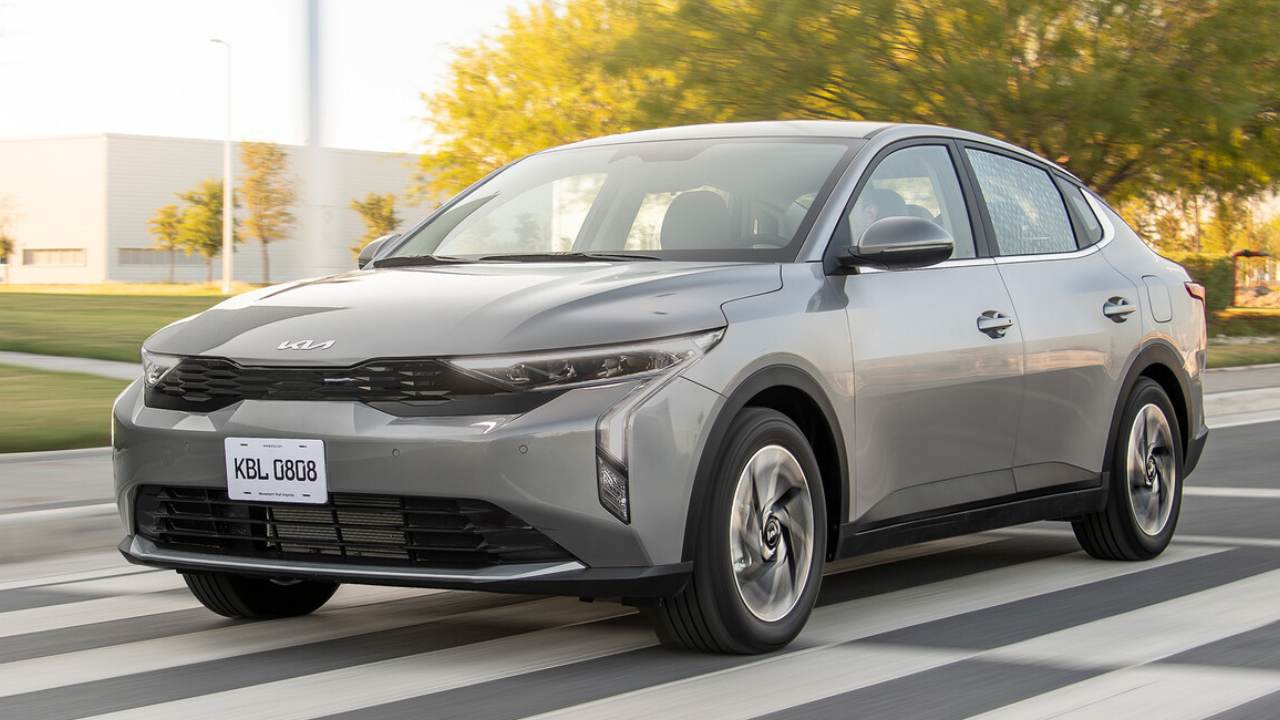 MDP sedan kia k3 2 Kia K3 2026: Una Renovación Estratégica para Liderar el Segmento B