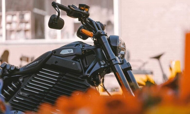 MDP Harley Davidson LiveWire S2 Mulholland portada LiveWire de Harley-Davidson: ¿Un Futuro Eléctrico en la Cuerda Floja?