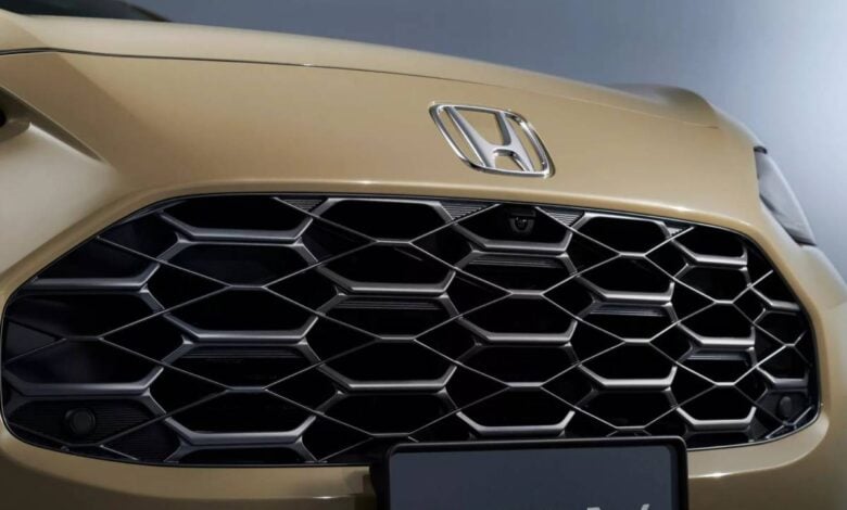 MDP Honda ZR V 2026 Cross Touring teaser Honda ZR-V 2026: Redefiniendo el SUV Medio con Estilo y Tecnología Avanzada