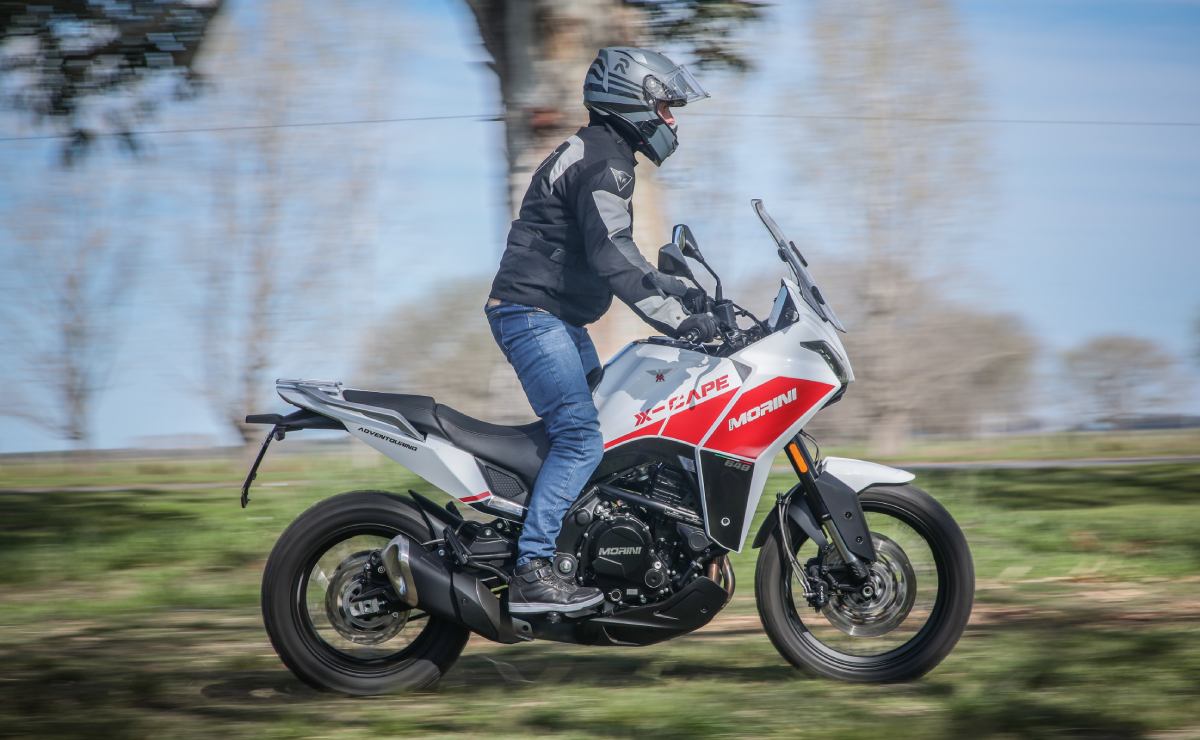 Moto Morini X-Cape 650: ¿La aventura más accesible del mercado argentino? MDP Moto Morini X Cape 650 lateral Moto Morini X-Cape 650: ¿La aventura más accesible del mercado argentino?