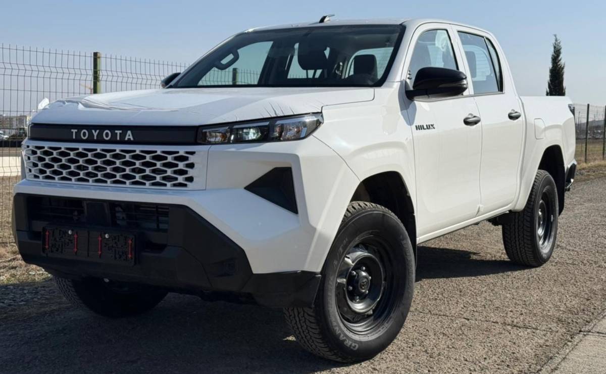 Toyota Hilux 2024: La renovación más esperada en el mundo de las pickups MDP Nueva Toyota Hilux base frente 1 Toyota Hilux 2024: La renovación más esperada en el mundo de las pickups