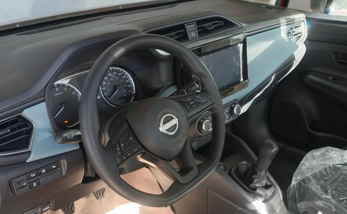 ¿Por qué el Nuevo Nissan Versa es uno de los sedanes más esperados del año? MDP Nuevo Nissan Versa Sense interior ¿Por qué el Nuevo Nissan Versa es uno de los sedanes más esperados del año?