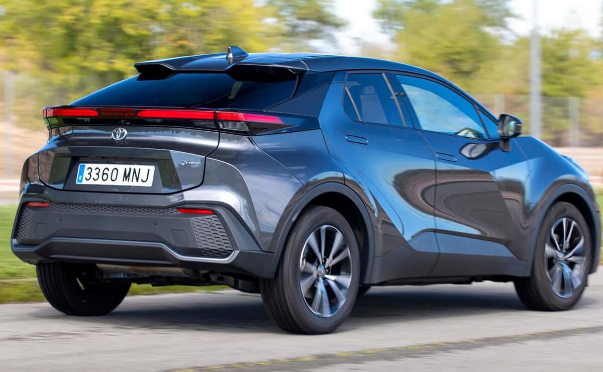 Toyota C-HR 2024: La SUV Compacta que Redefine el Juego en un Mercado Competitivo MDP Nuevo Toyota C HR Toyota C-HR 2024: La SUV Compacta que Redefine el Juego en un Mercado Competitivo