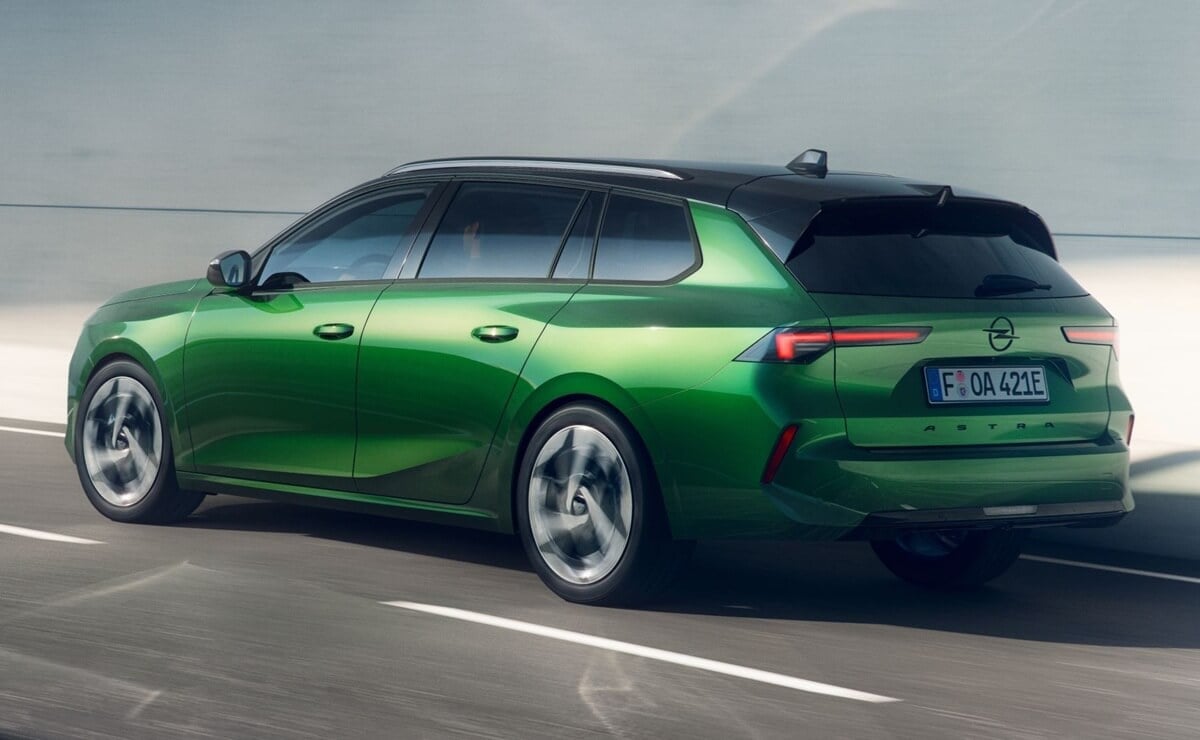 MDP Opel Astra 2026 en una de sus versiones Opel Astra 2026: ¿El renacimiento del legendario mediano desafía al Toyota Corolla?