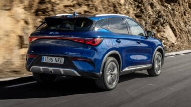 MDP SUV BYD ATTO 3 EVO trasera accion ¿Es el BYD ATTO 3 EVO el SUV eléctrico que transformará el mercado español?