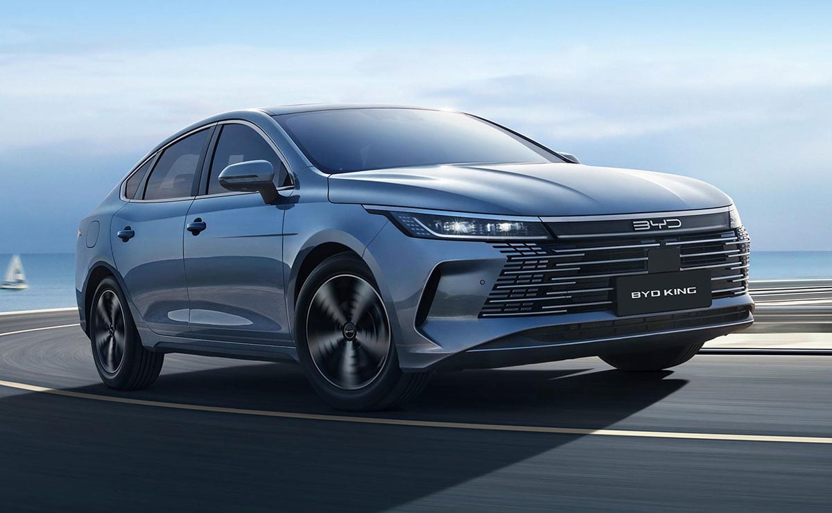 MDP Sedan BYD King accion ¿Puede el BYD King Destronar al Toyota Corolla en Brasil?