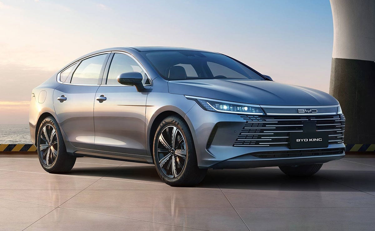 MDP Sedan BYD King frente ¿Puede el BYD King Destronar al Toyota Corolla en Brasil?