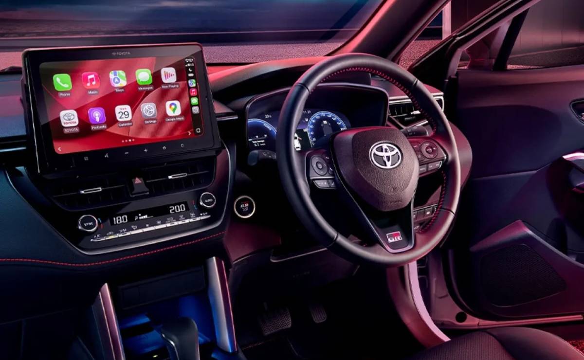 MDP Toyota Corolla Cross GR Sport 2026 interior Toyota Corolla Cross GR Sport 2026: ¿Será el rediseño más esperado del año?